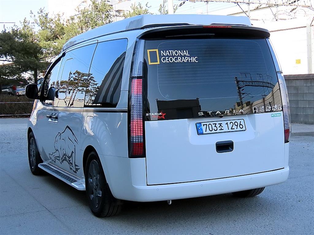 Hyundai Staria Camping Car 2WD Other Manufacturer 4