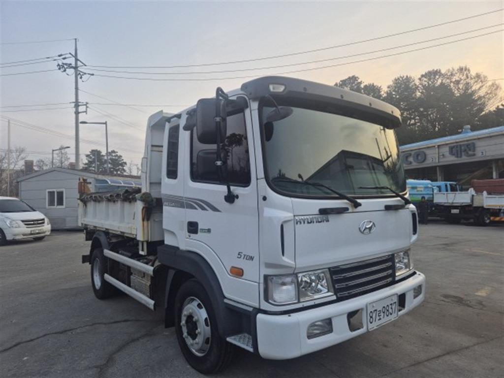 현대 메가트럭 화물덤프 5톤 - 중고 트럭 매물 이미지