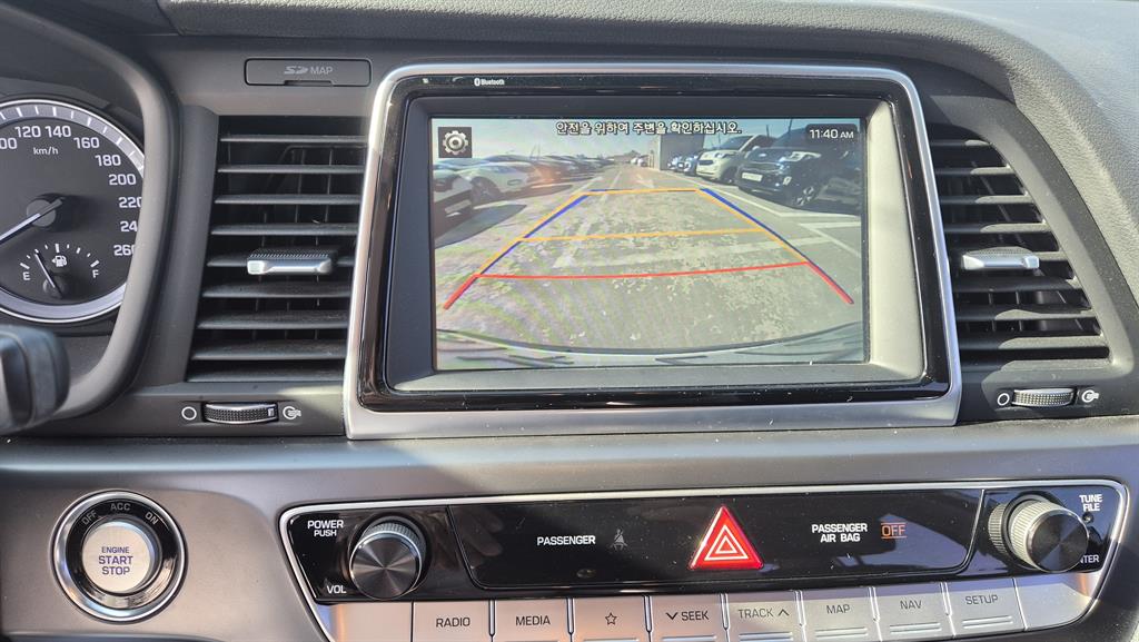 Hyundai Sonata 2.0 Style 7