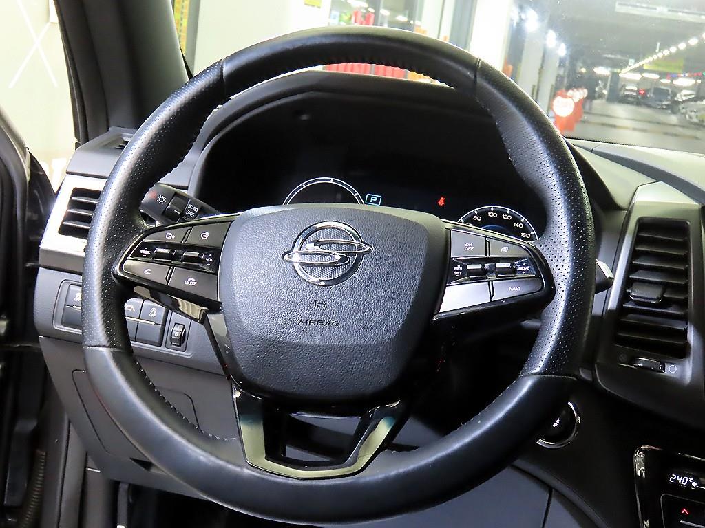 KG Mobility (Ssangyong) Rexton Diesel 2.2 4WD Prestige 9