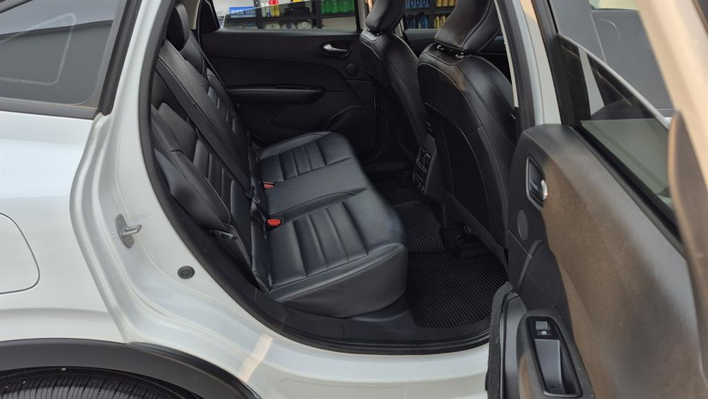 Renault XM3 1.6 GTe LE Plus 8