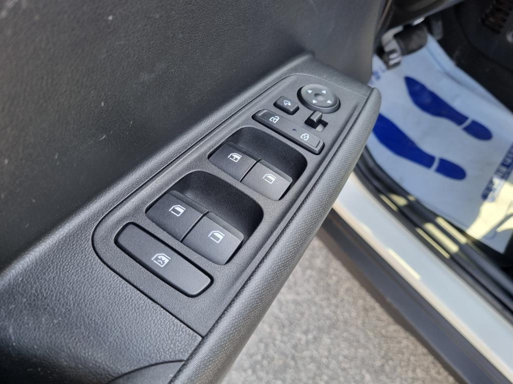 Hyundai Casper 1.0 Gasoline Modern 9