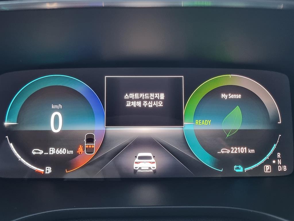 Renault Arkana 1.6 GTe Iconic 6