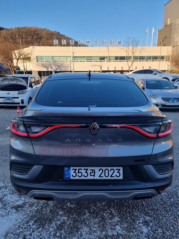 Renault Arkana 1.6 GTe Iconic 3