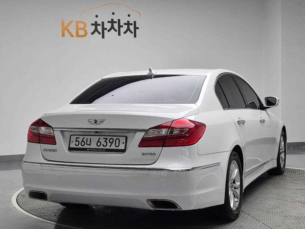 Hyundai Genesis BH330 MODERN Base Type 4