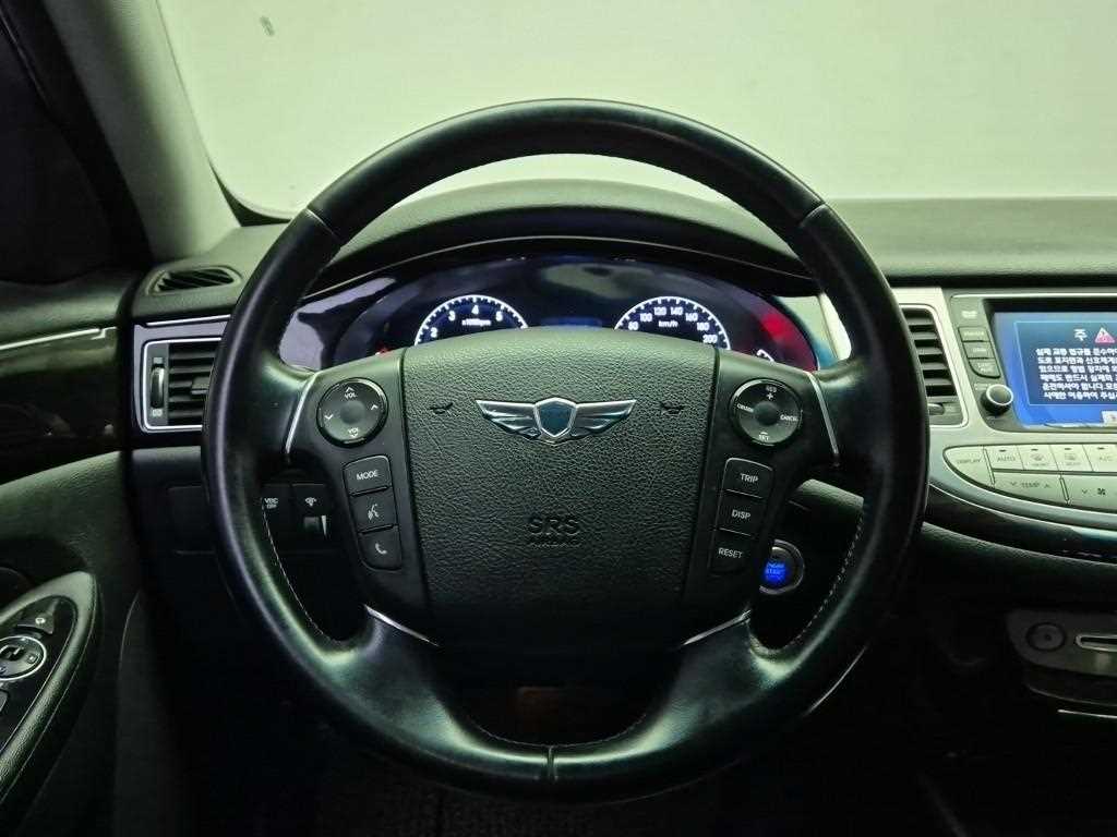 Hyundai Genesis BH330 MODERN Base Type 10