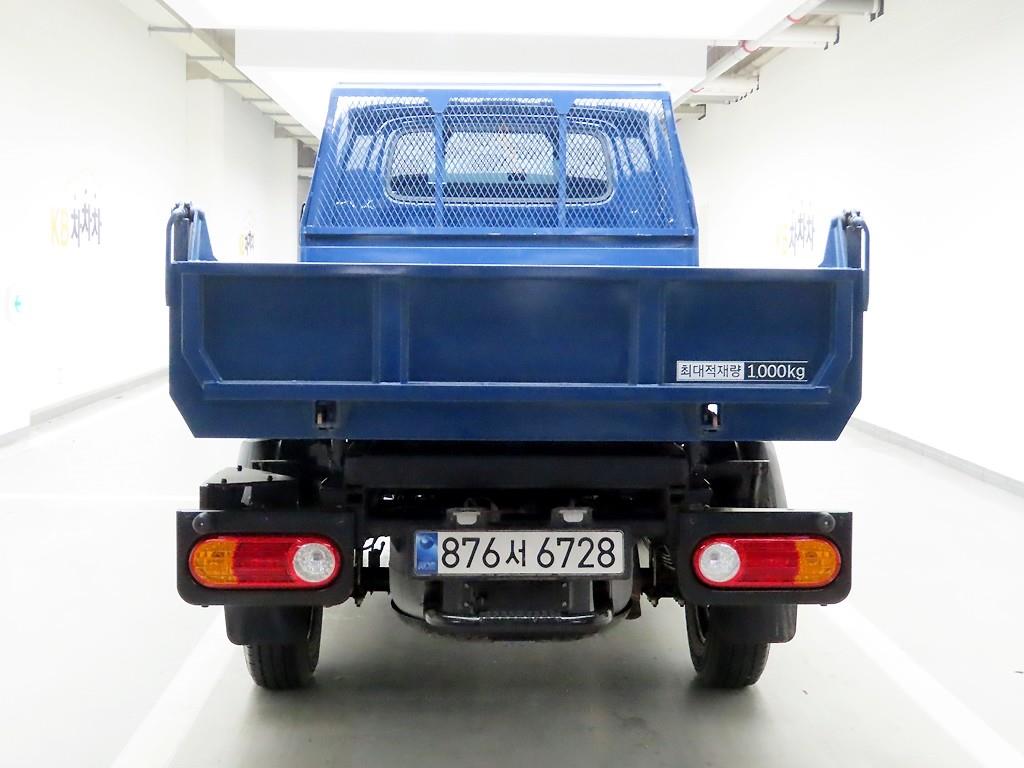 Hyundai Porter Super Cab/ Long Wheelbase/ 4WD/ Integrated Cargo Box 4