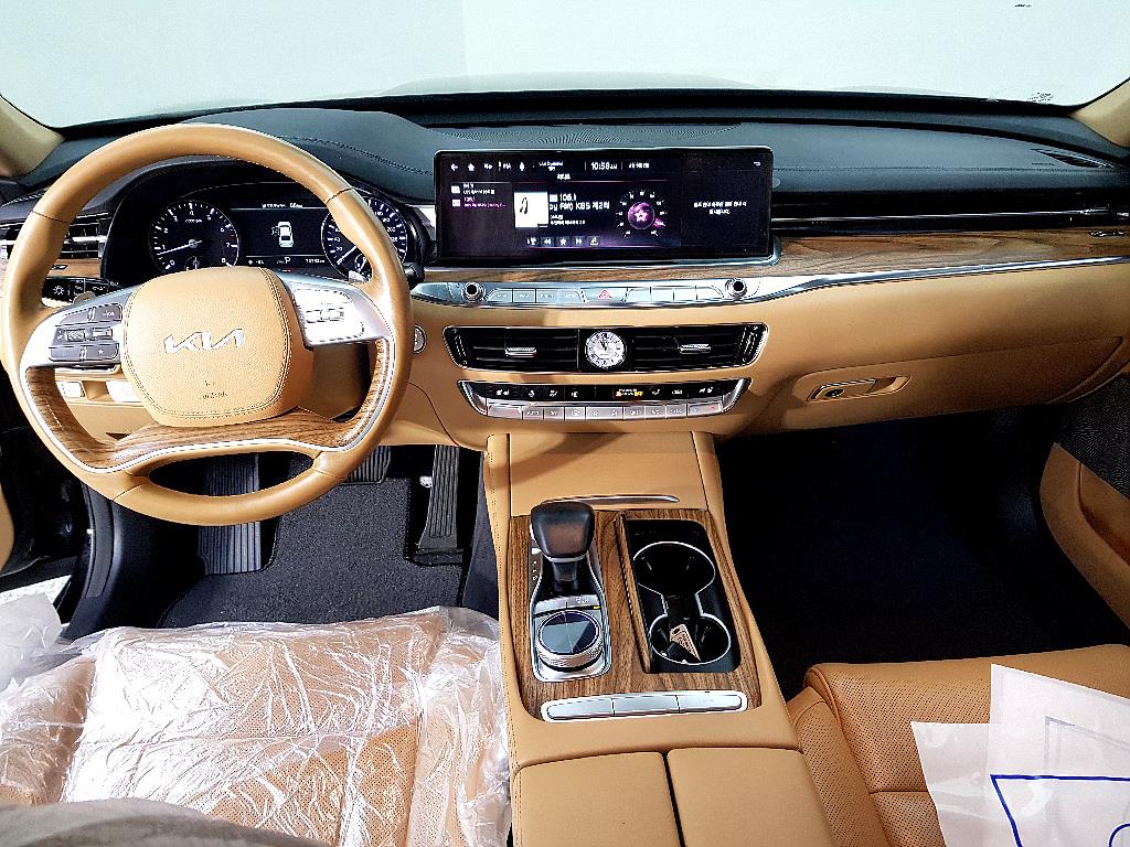 Kia K9 6
