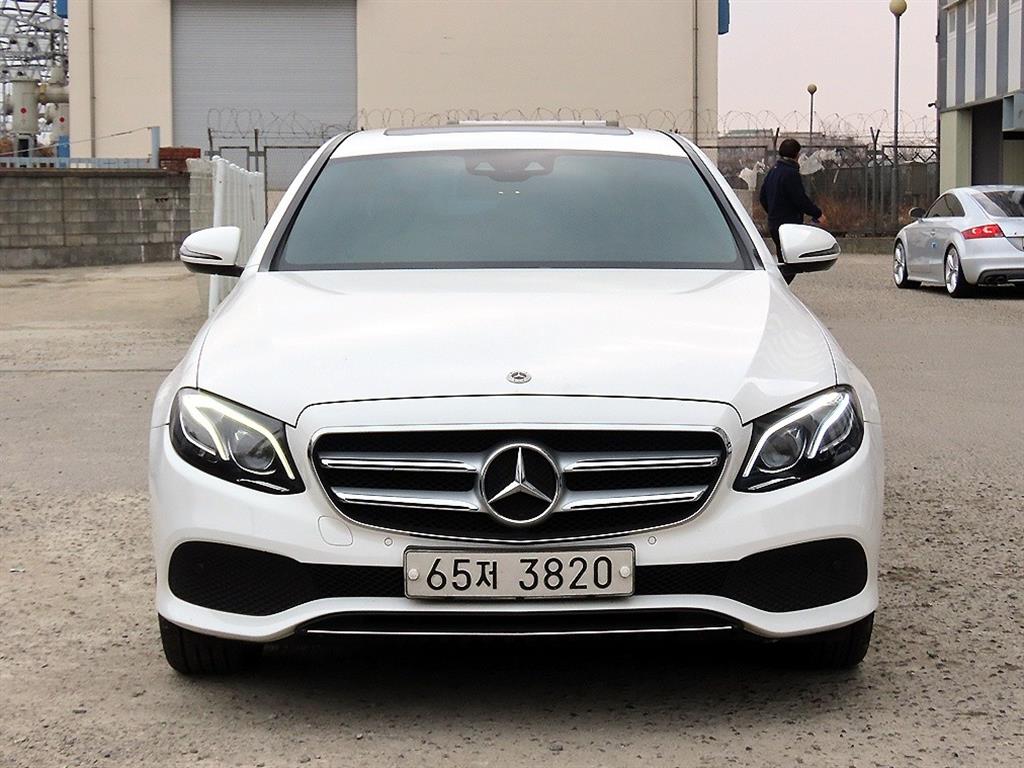 E-클래스 W213 E220d 4MATIC 아방가르드 2018년식