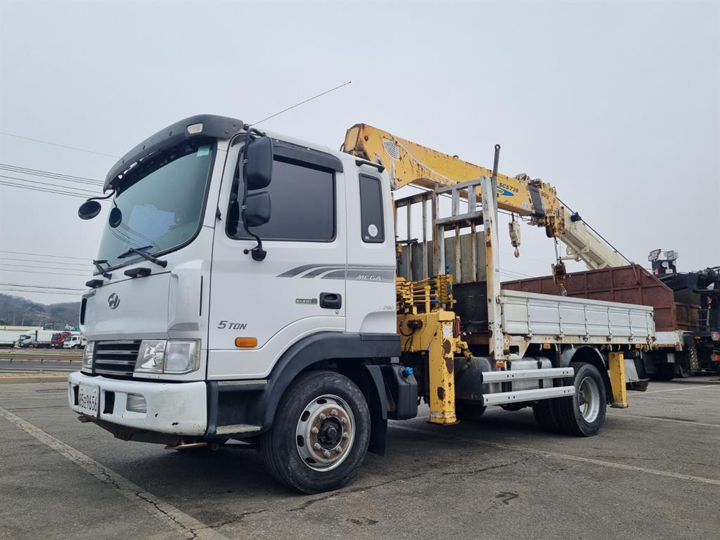 현대 카고크레인 없음(순정) 3.6m 메가트럭 5톤 - 중고 트럭 매물 이미지