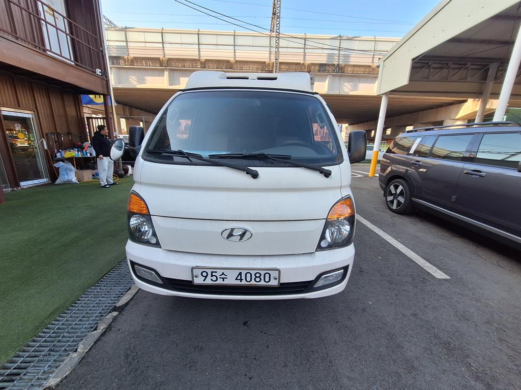 현대 포터2 1톤 냉장탑 - 중고 트럭 매물 이미지