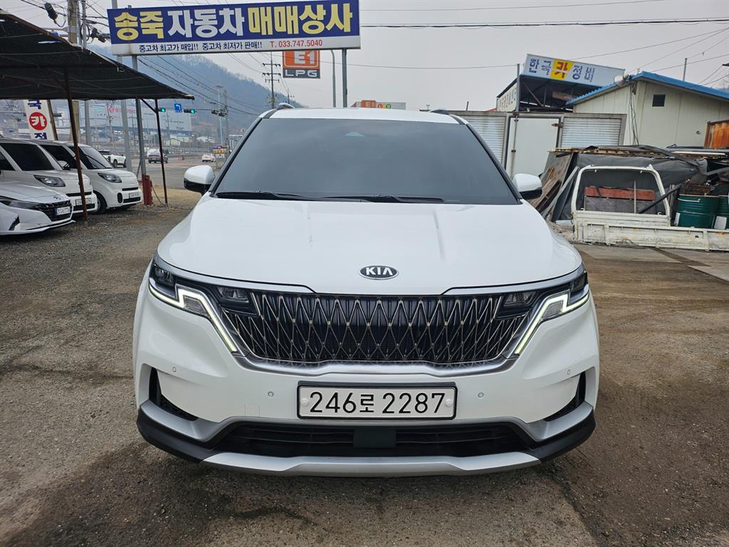 Kia Carnival Diesel Prestige