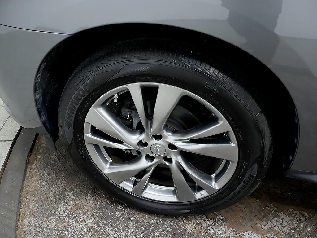 Infiniti QX60 3.5 AWD 8