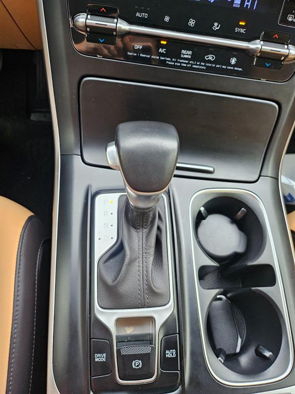 Kia Carnival Diesel Prestige 8