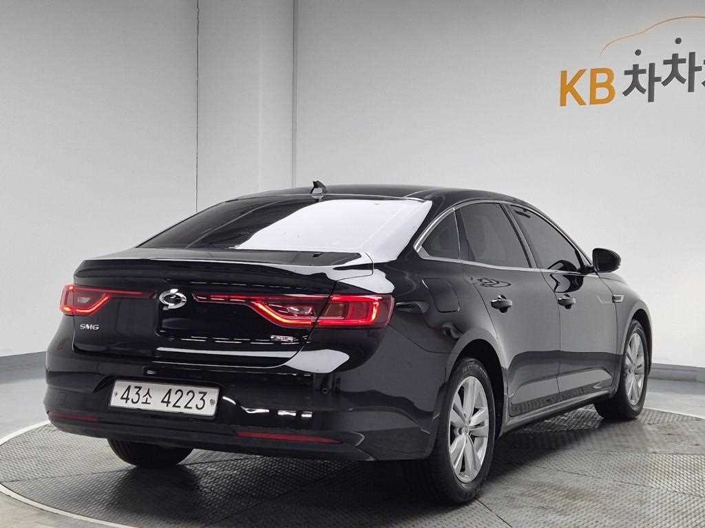 Renault SM6 Gasoline 2.0 GDe SE 4