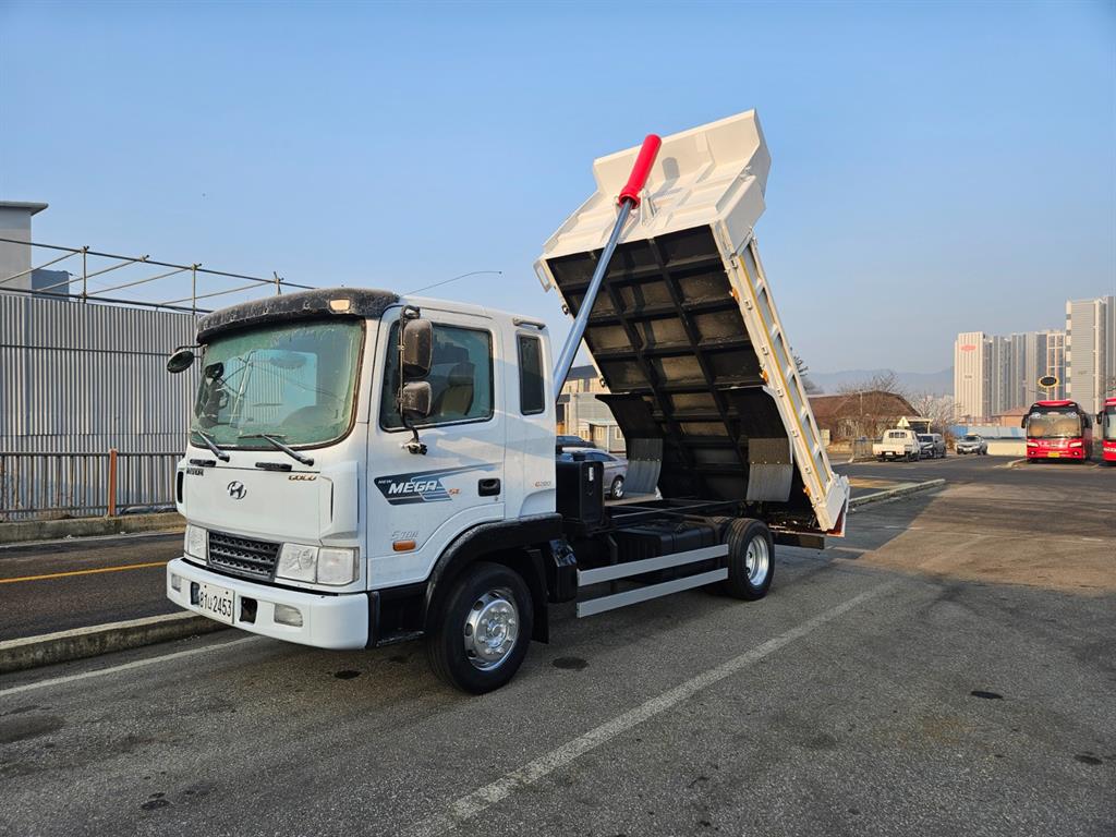 현대 메가트럭 화물덤프 5톤 - 중고 트럭 매물 이미지