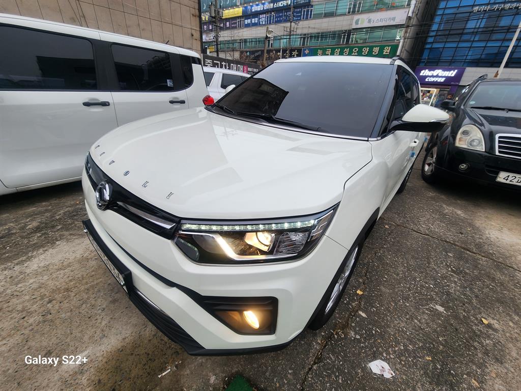 KG Mobility (Ssangyong) Tivoli 2WD Gasoline 1.5 V3 4