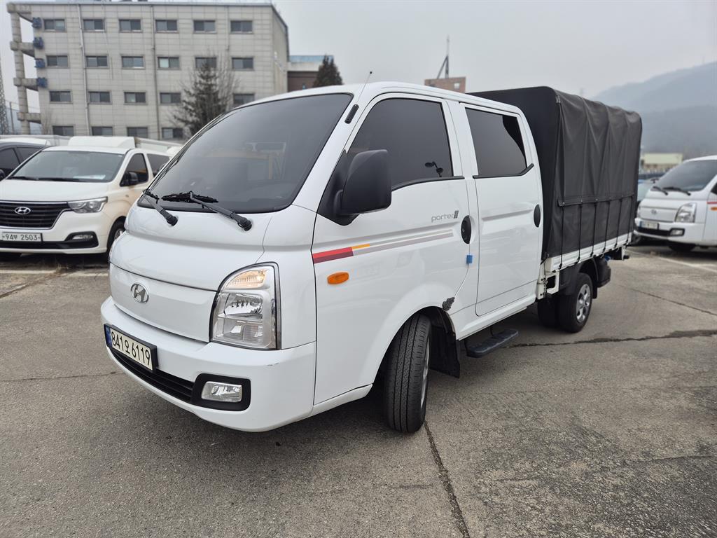 Hyundai Porter 1.0 Ton/ Double Cab/ Long Wheelbase/ CRDi Smart