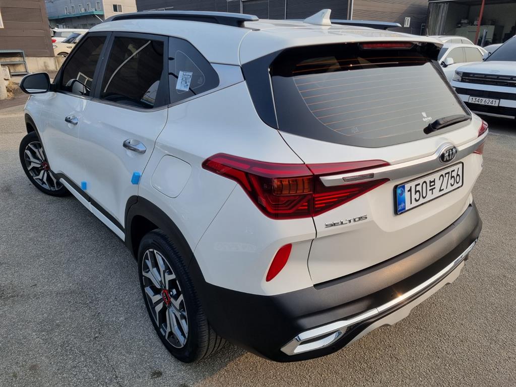 Kia Seltos Gasoline 1.6 Turbo 2WD Noblesse 5