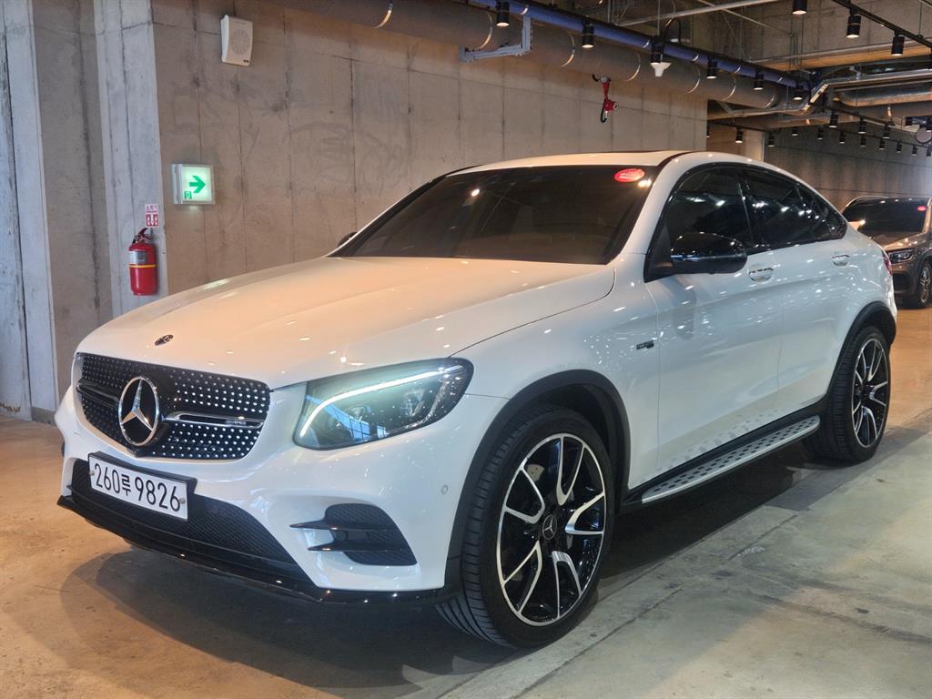 Mercedes-Benz GLC-Class AMG GLC43 4MATIC Coupe 3