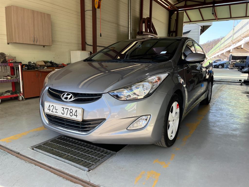 Hyundai Avante M16 GDI New