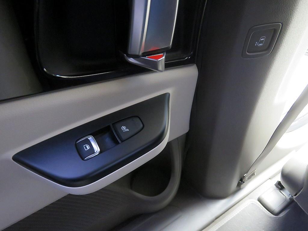 Kia Carnival Diesel Prestige 10