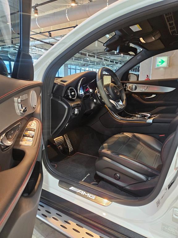 Mercedes-Benz GLC-Class AMG GLC43 4MATIC Coupe 9