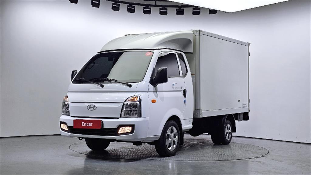 Hyundai Porter Super Cab/ Long Wheelbase Smart 2