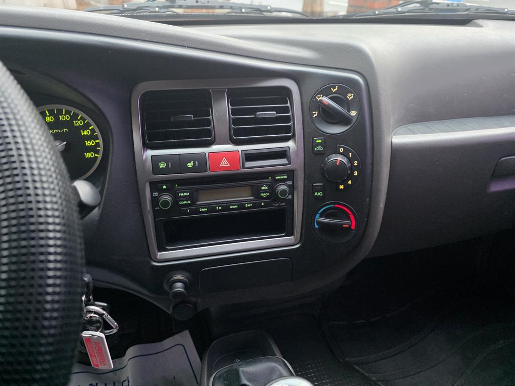 Hyundai Porter 1.0 Ton/ Double Cab/ Long Wheelbase/ CRDi 8