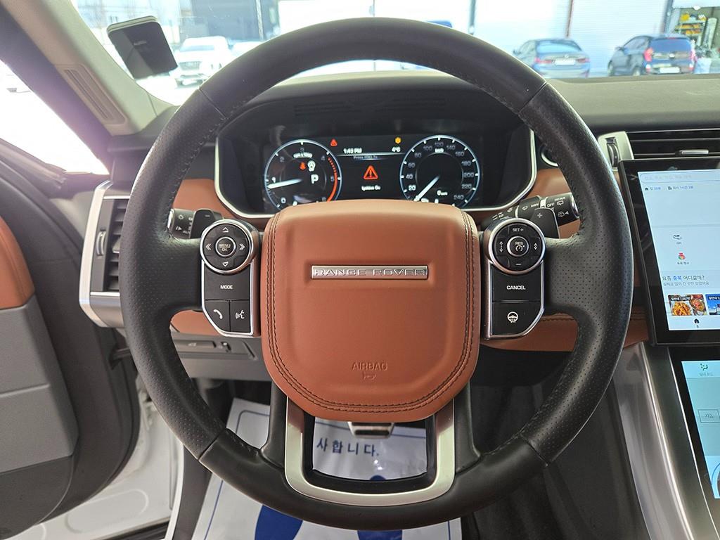 Land Rover Range Rover 3.0 SDV6 HSE Dynamic 9