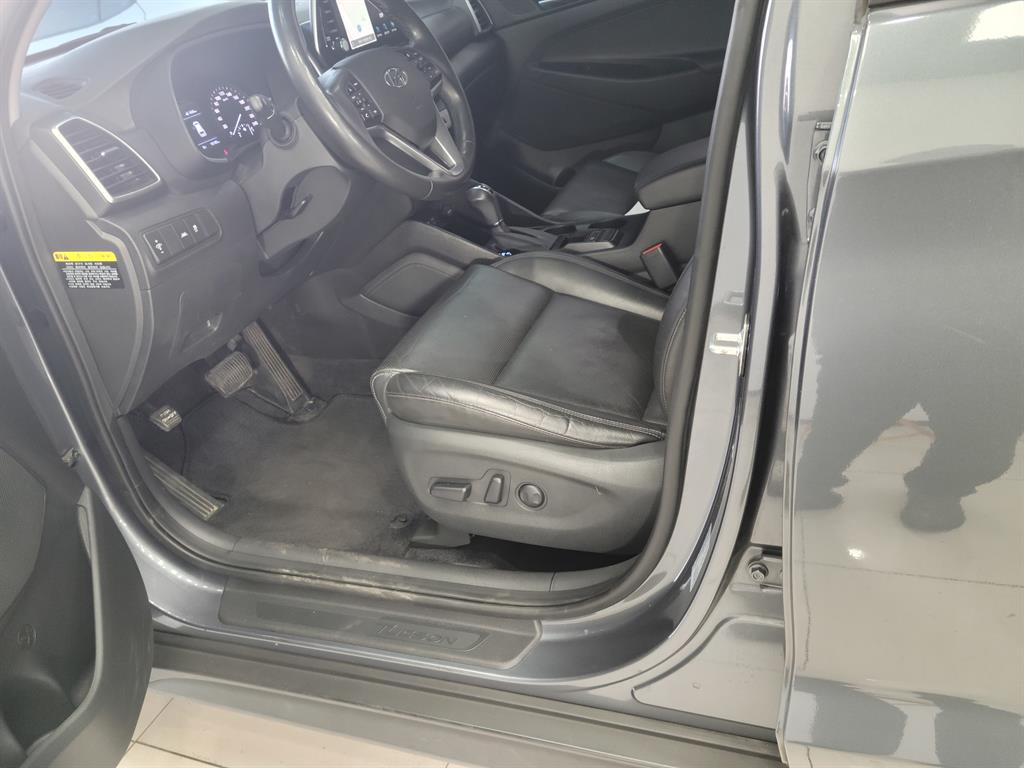 Hyundai Tucson Diesel 1.6 2WD Premium 10