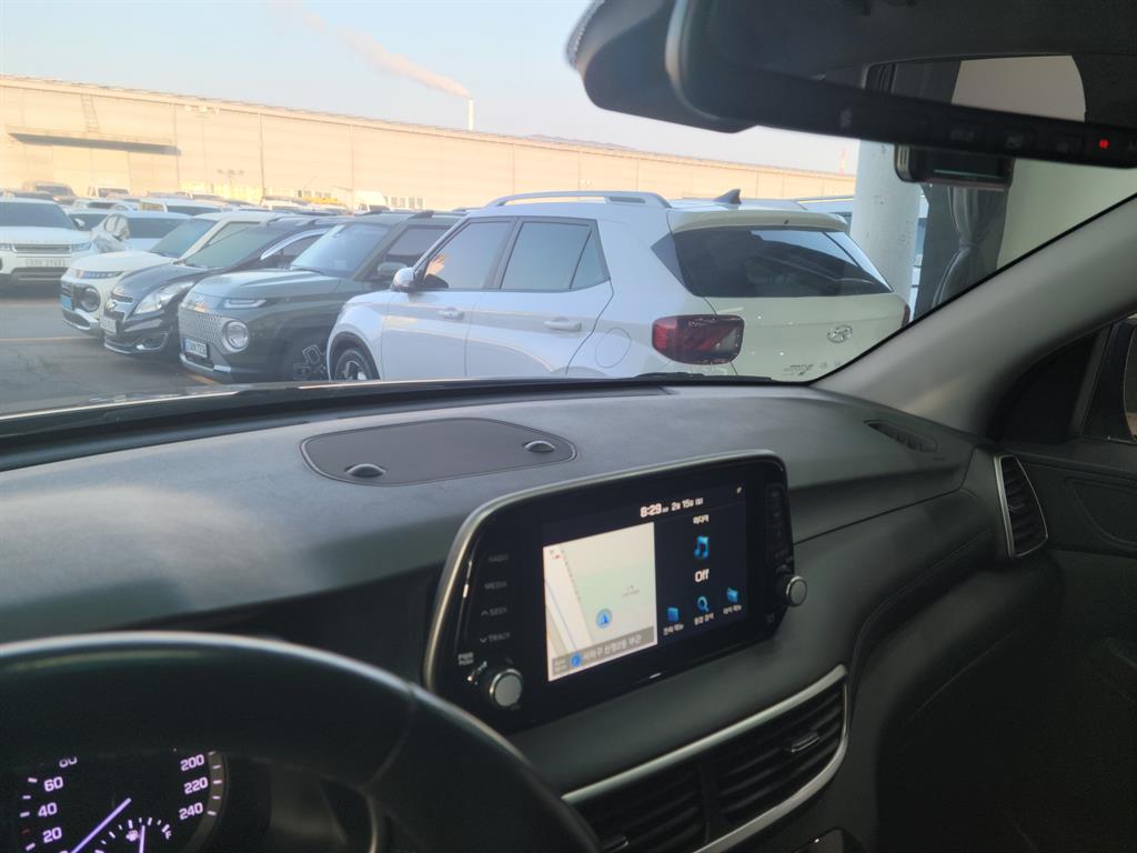 Hyundai Tucson Diesel 1.6 2WD Premium 8