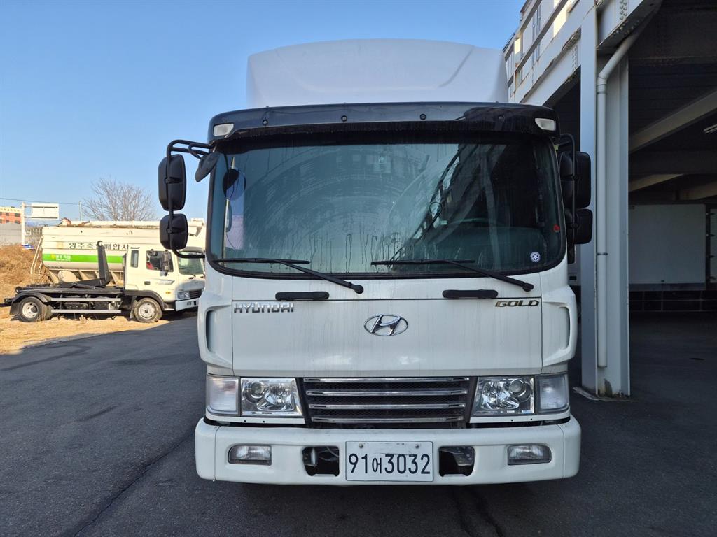 현대 메가트럭 익스하이탑 4.5톤 수동 - 중고 트럭 매물 이미지