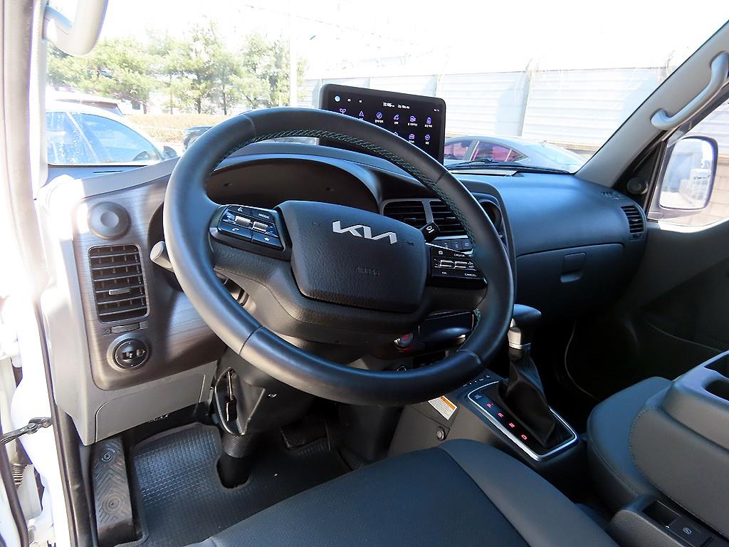 Hyundai Porter 1.0 Ton 9