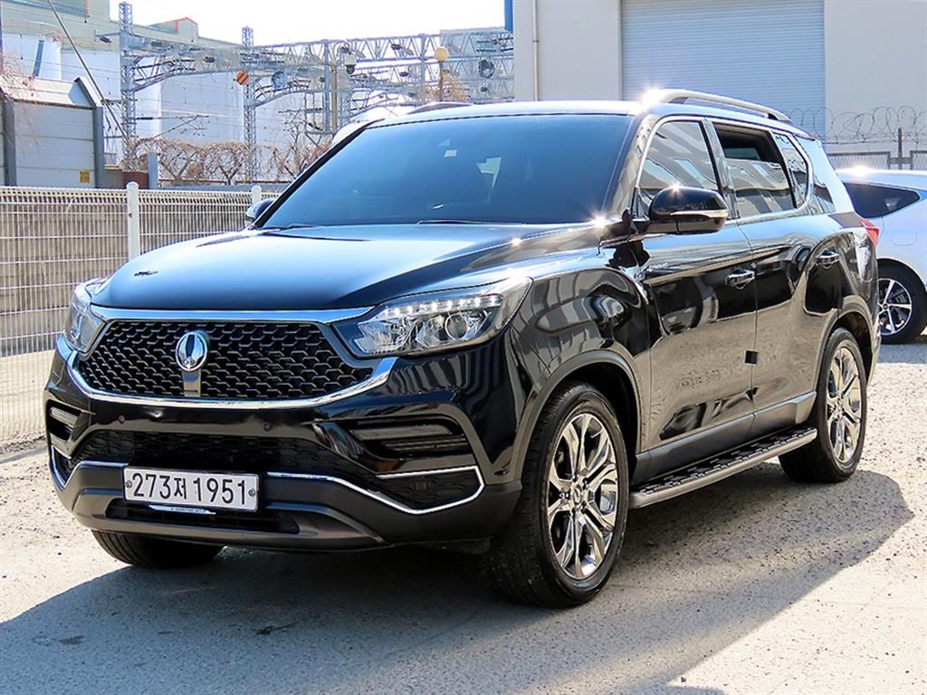 KGM 렉스턴 디젤 2.2 4WD 화이트 에디션 사진 2/20