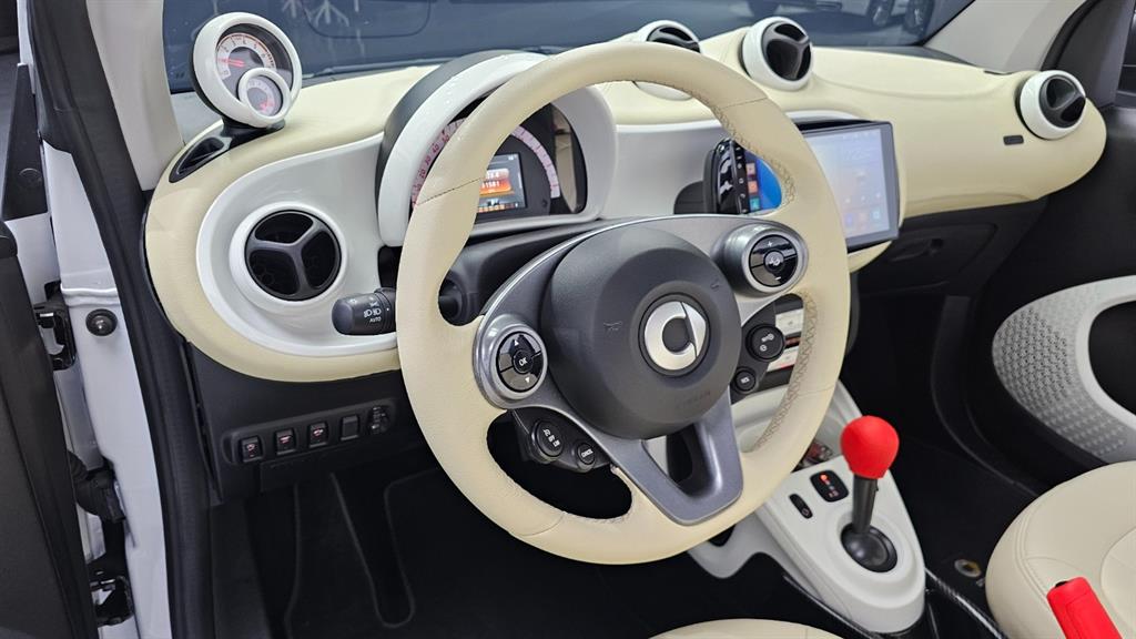 Smart Fortwo 1.0 Prime 8