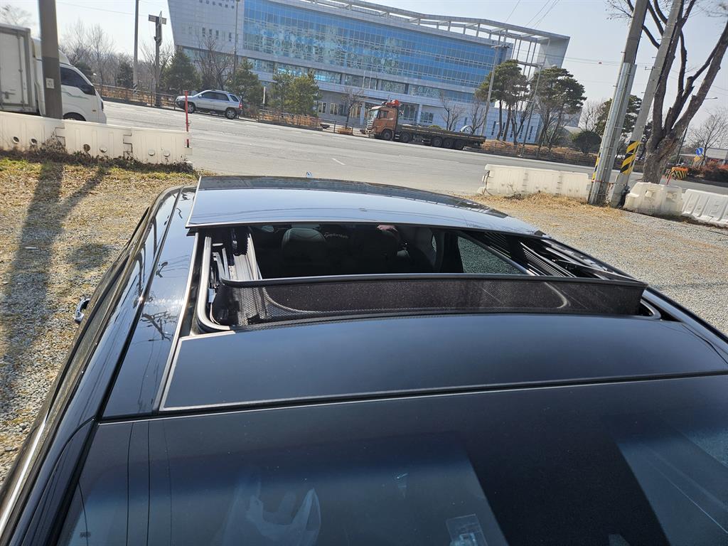 Hyundai Grandeur LPI 3.0 Modern 8