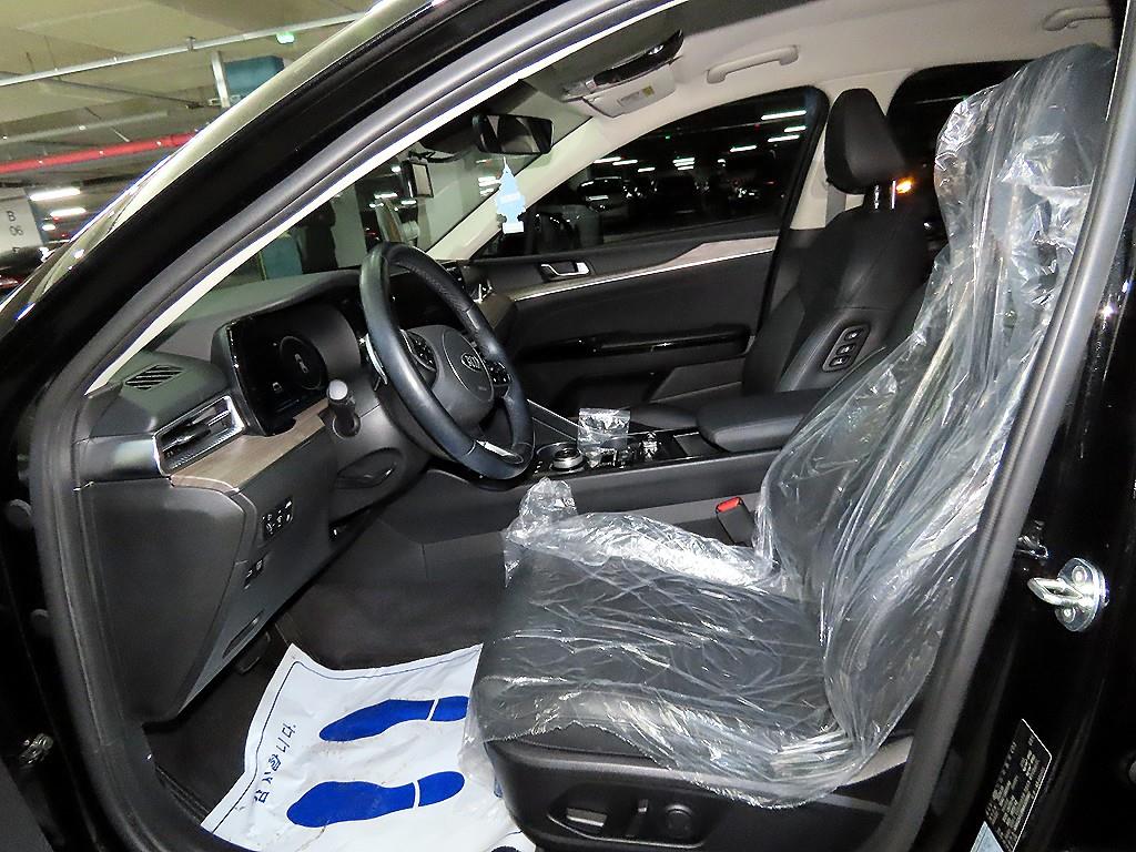 Kia K5 2.0 Noblesse 7