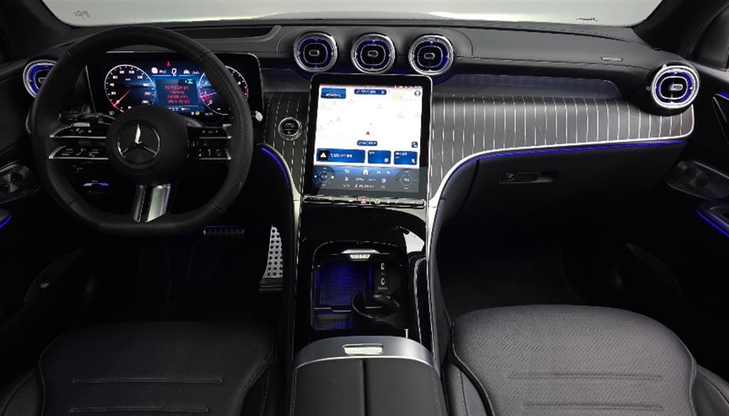 Mercedes-Benz GLC-Class GLC300 4MATIC Coupe 8