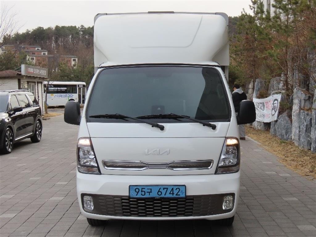 기아 봉고3 1톤 윙바디 전기 - 중고 트럭 매물 이미지
