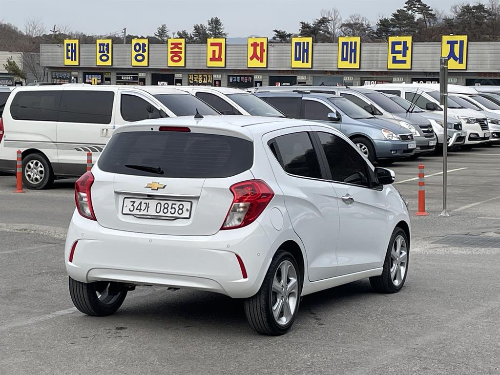 Chevrolet Spark LTZ 7