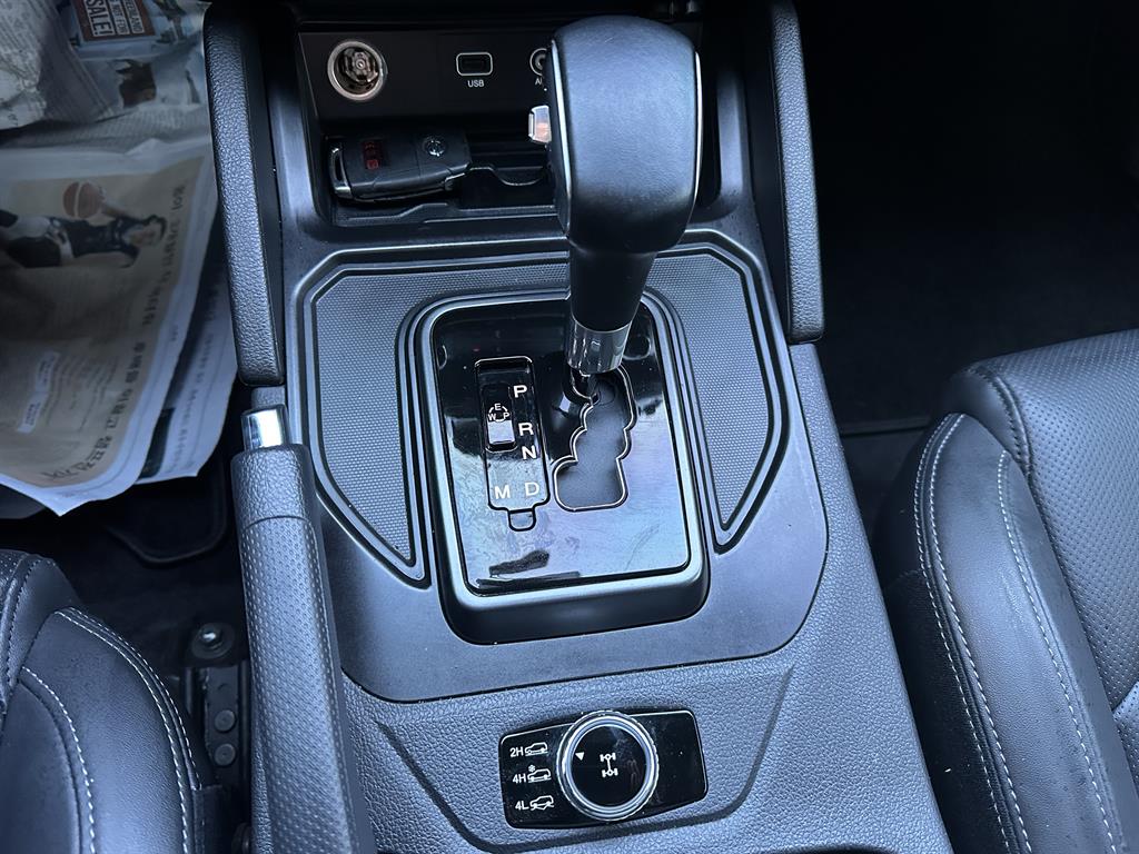 KG Mobility (Ssangyong) Rexton Diesel 2.2 4WD Noblesse 10