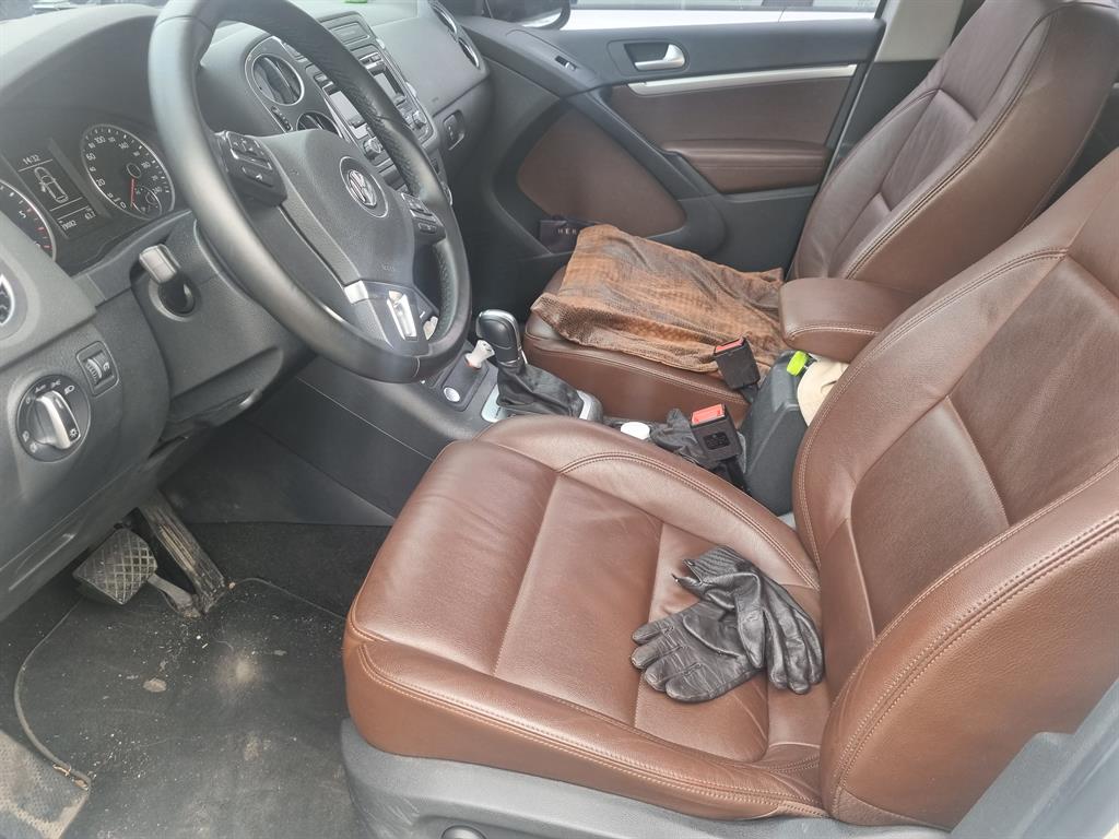 Volkswagen Tiguan 2.0 TDI Premium 8