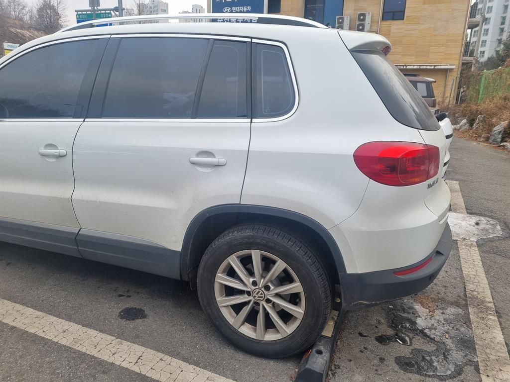 Volkswagen Tiguan 2.0 TDI Premium 6