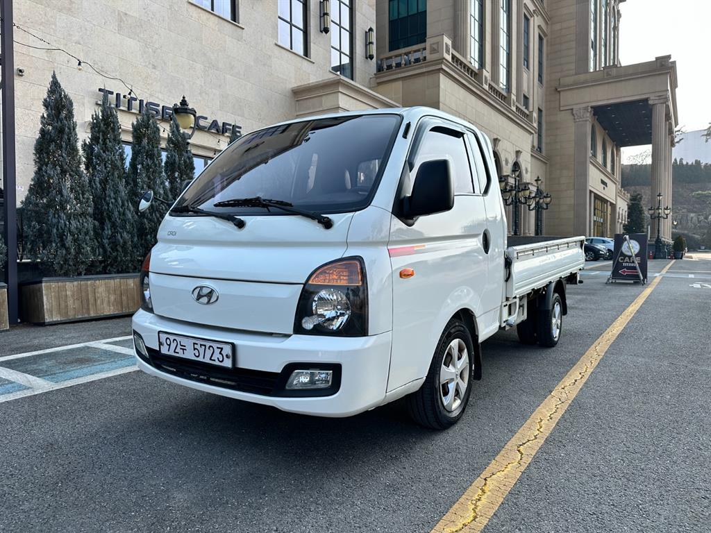 현대 포터2 1톤 카고 - 중고 트럭 매물 이미지