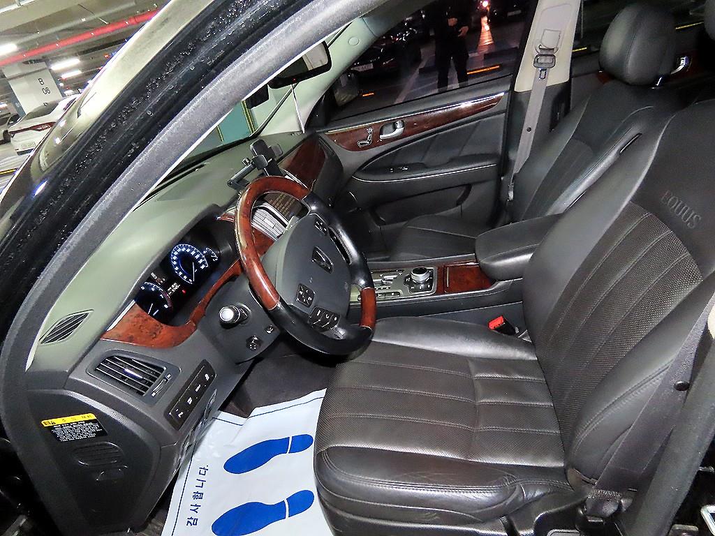 Hyundai Equus VS380 Prestige Base Type 7