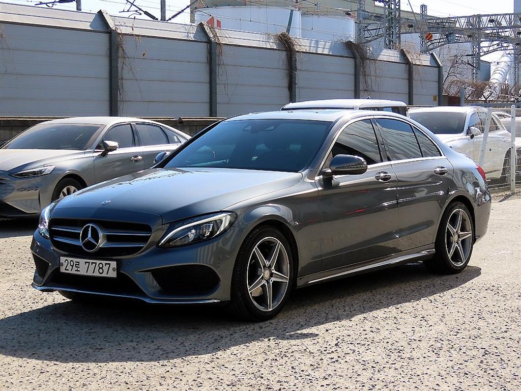 벤츠 C 클래스 C200 AMG LINE 사진 2/20