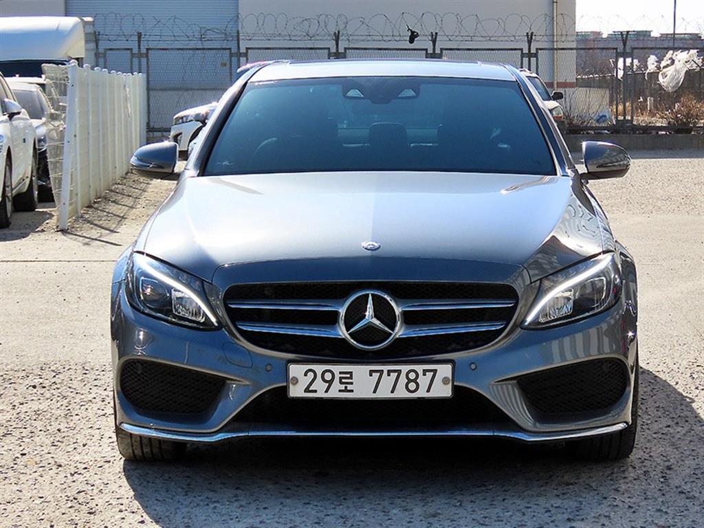 C클래스 W205 C200 AMG LINE 2017년식