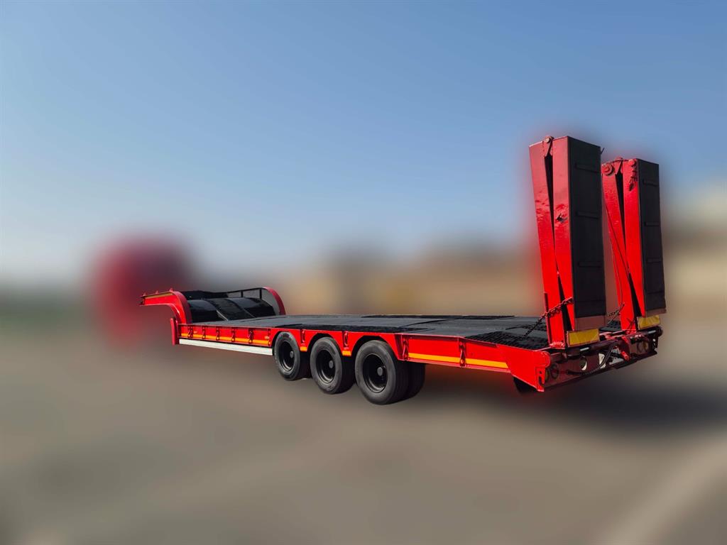 없음(순정) 로우베드 뒤3축 2m - 중고 트럭 매물 이미지