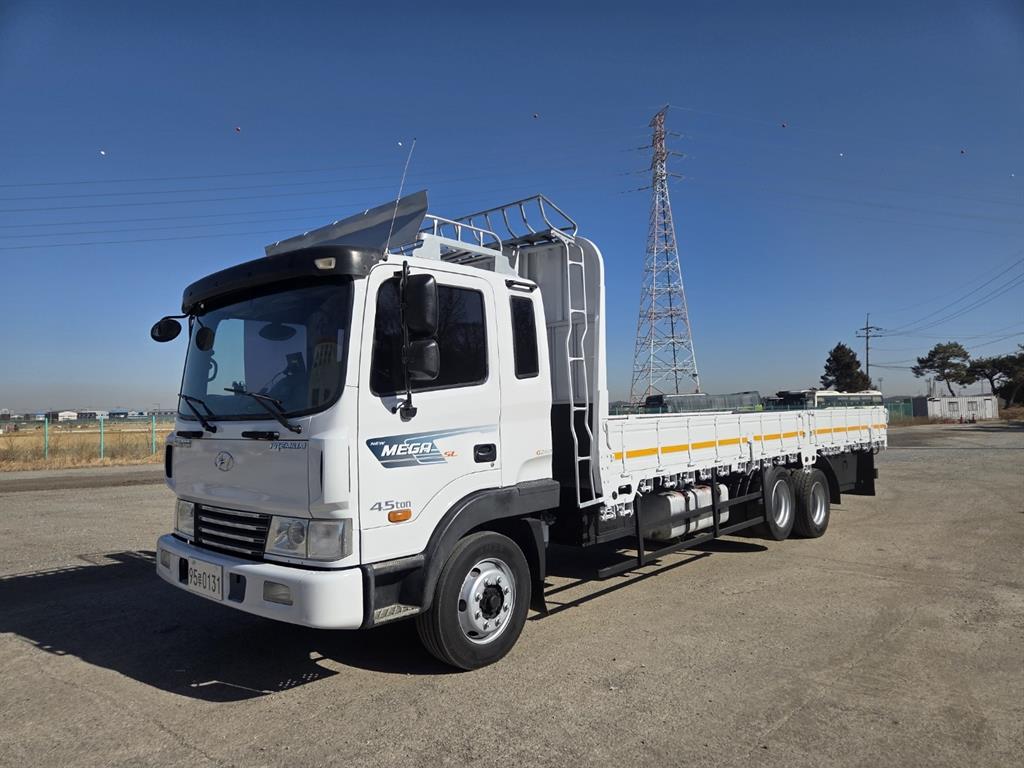 현대 메가트럭 카고 4.5톤 수동 - 중고 트럭 매물 이미지
